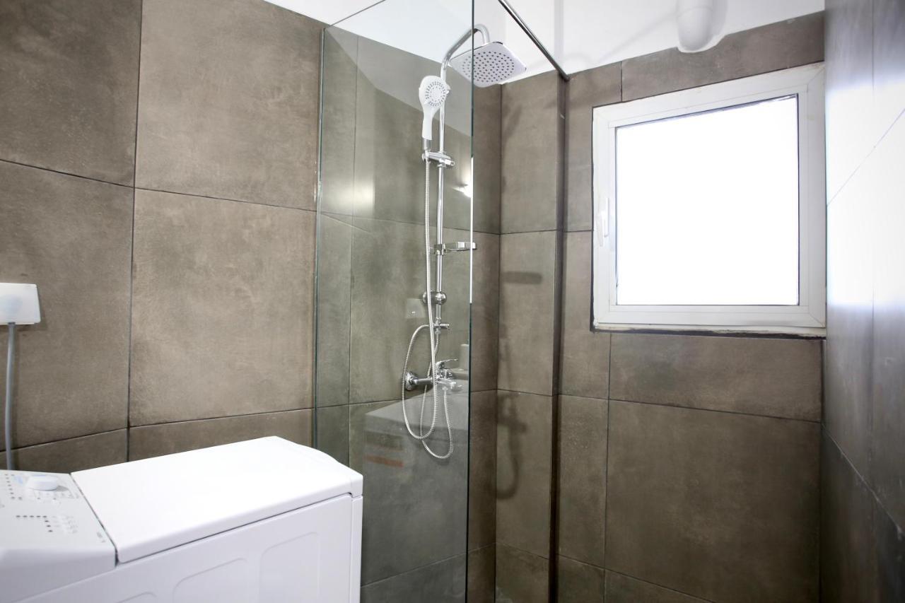 Gk Attica Apartment Athena Bagian luar foto
